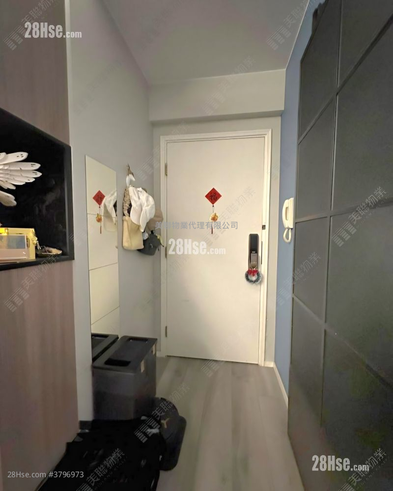 The Grandiose Sell 1 Bedroom , 1 Bathroom 456 ft²