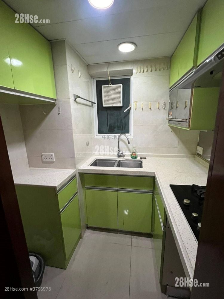 The Apex Sell 2 Bedrooms , 1 Bathroom 474 ft²