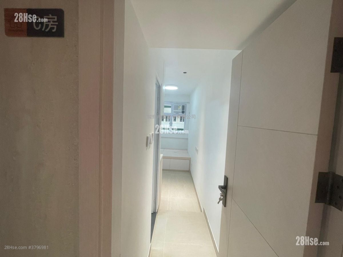 Man Ying Building Rental 1 Bedroom , 1 Bathroom 170 ft²