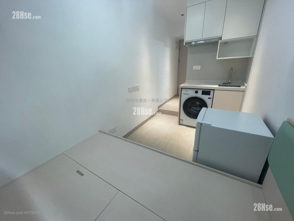 Man Ying Building Rental 1 Bedroom , 1 Bathroom 170 ft²