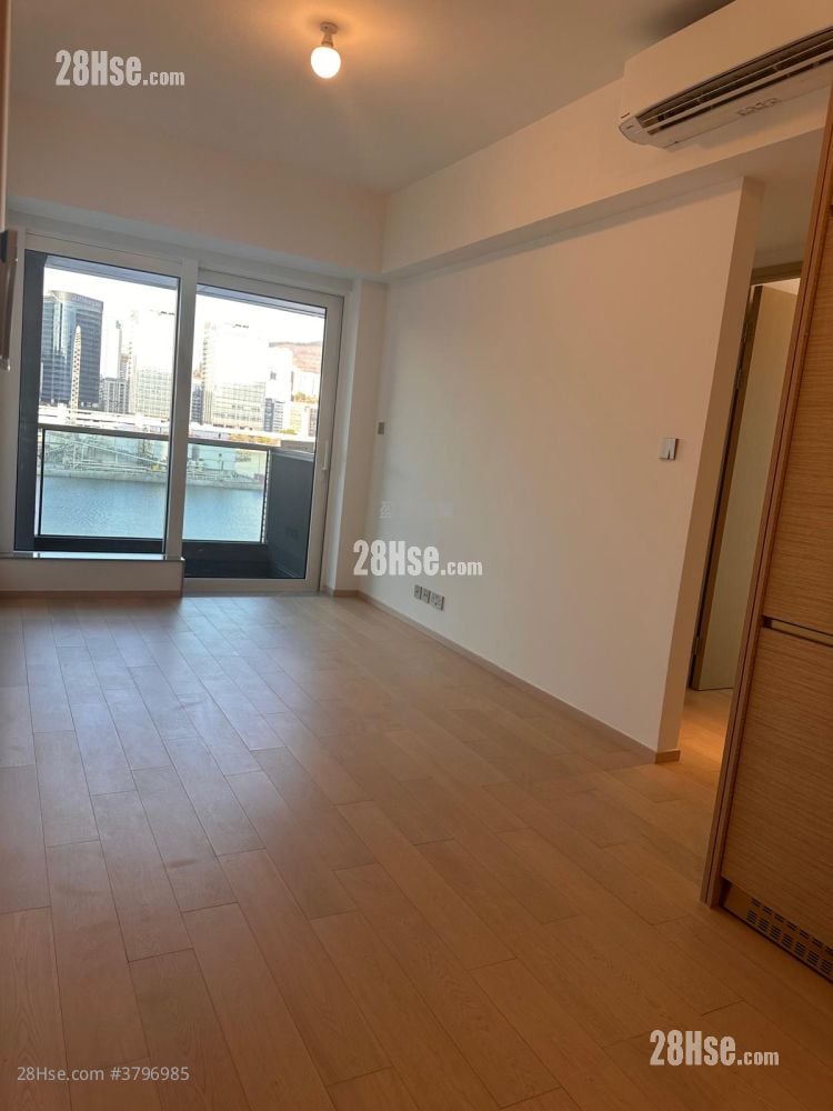 Miami Quay Rental 3 Bedrooms , 1 Bathroom 491 ft²