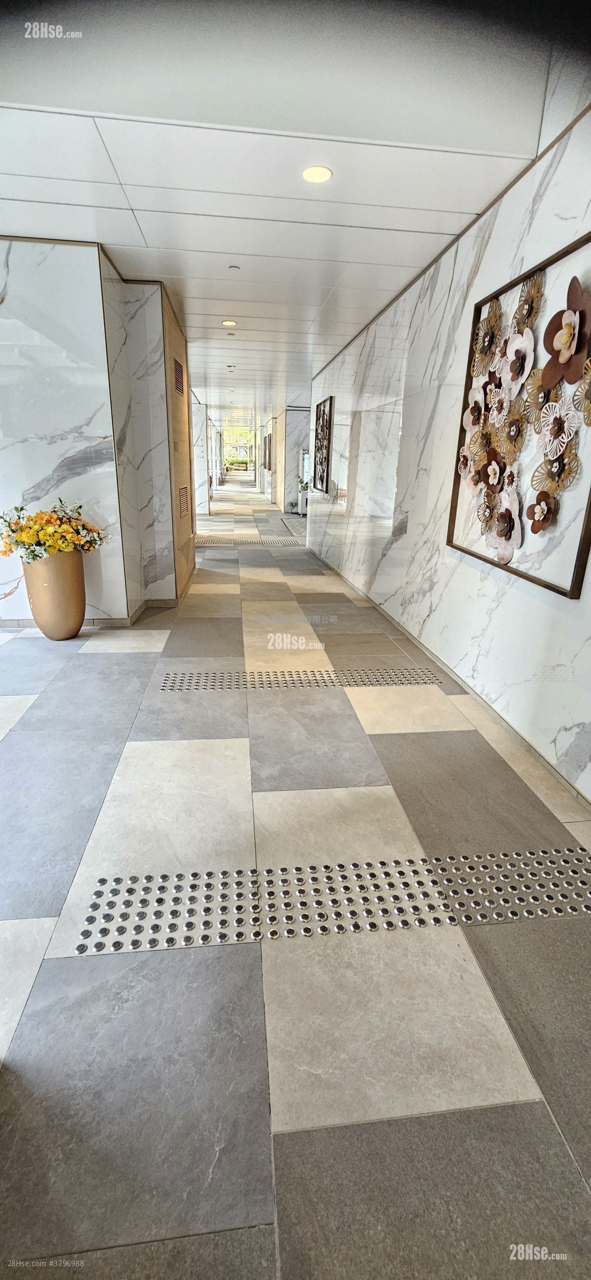 Grand Mayfair  Rental 1 Bedroom , 1 Bathroom 384 ft²