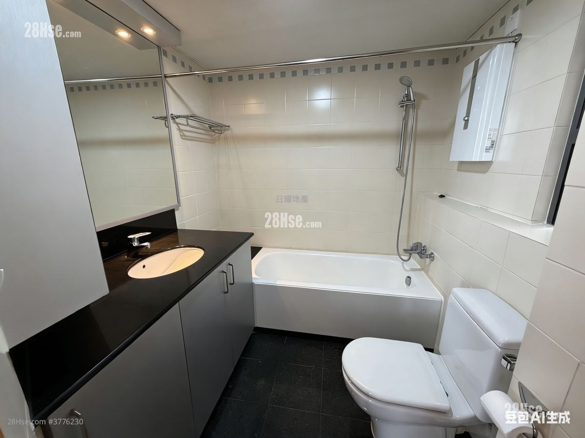 Hollywood Terrace Sell 2 Bedrooms , 1 Bathroom 639 ft²