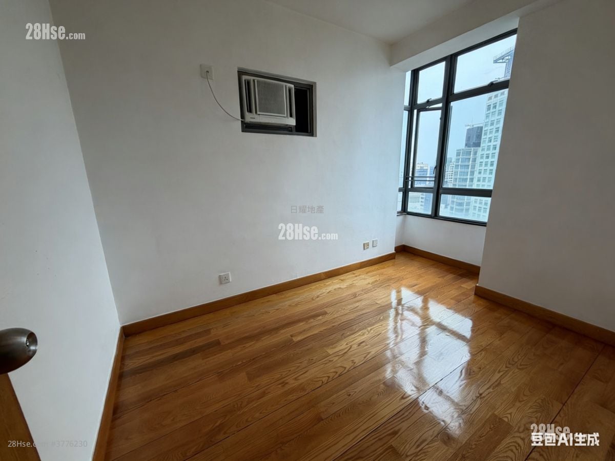 Hollywood Terrace Sell 2 Bedrooms , 1 Bathroom 639 ft²