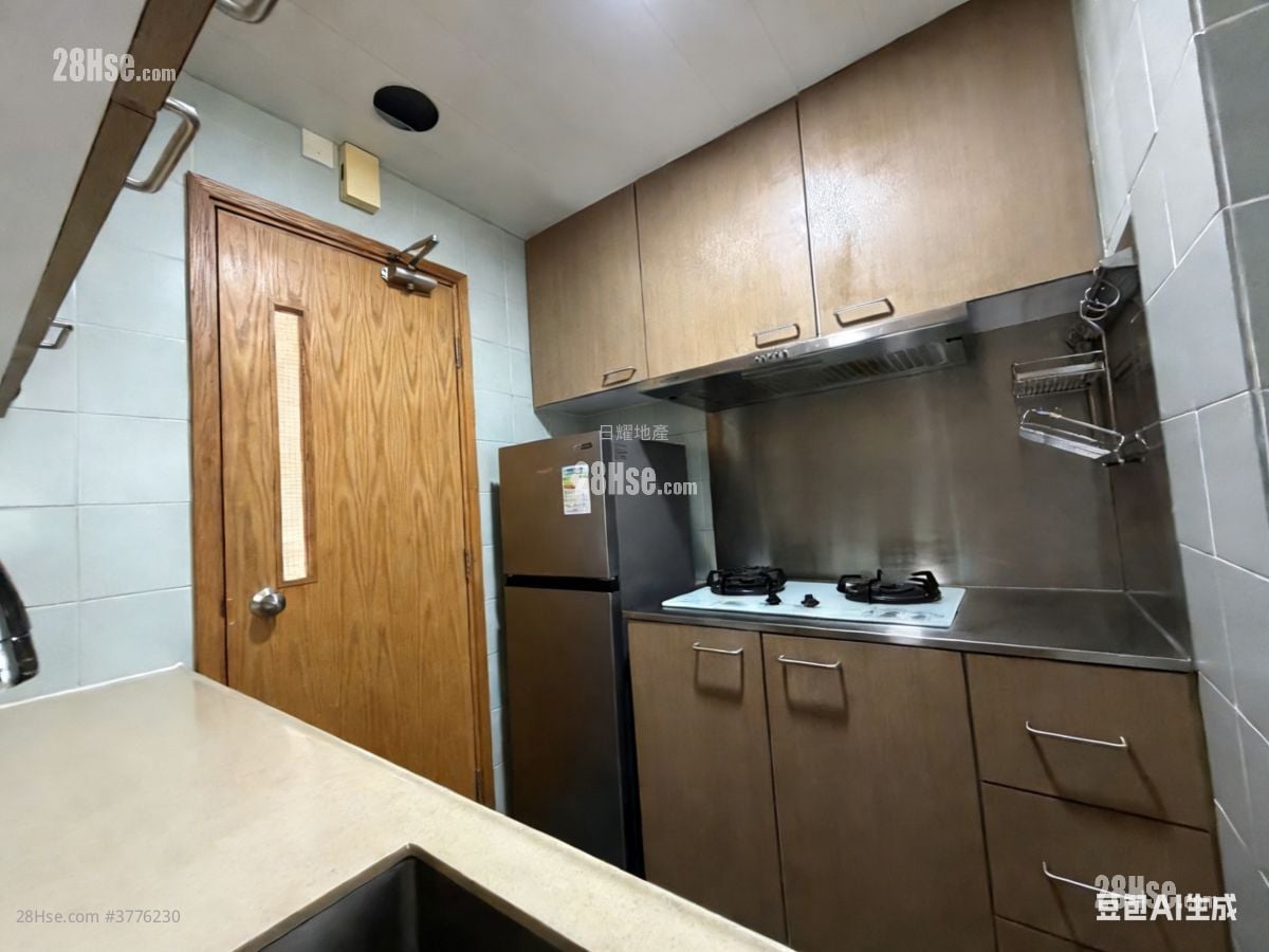 Hollywood Terrace Sell 2 Bedrooms , 1 Bathroom 639 ft²