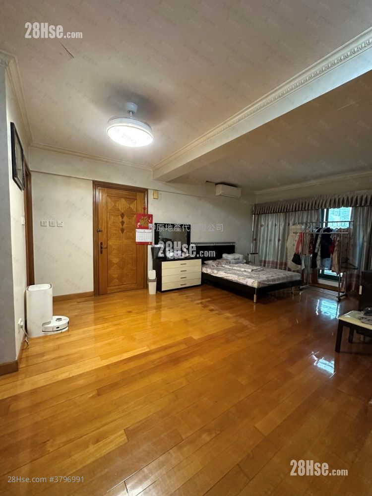 朗逸豪园 售盘 5+ 房 2,112 平方尺