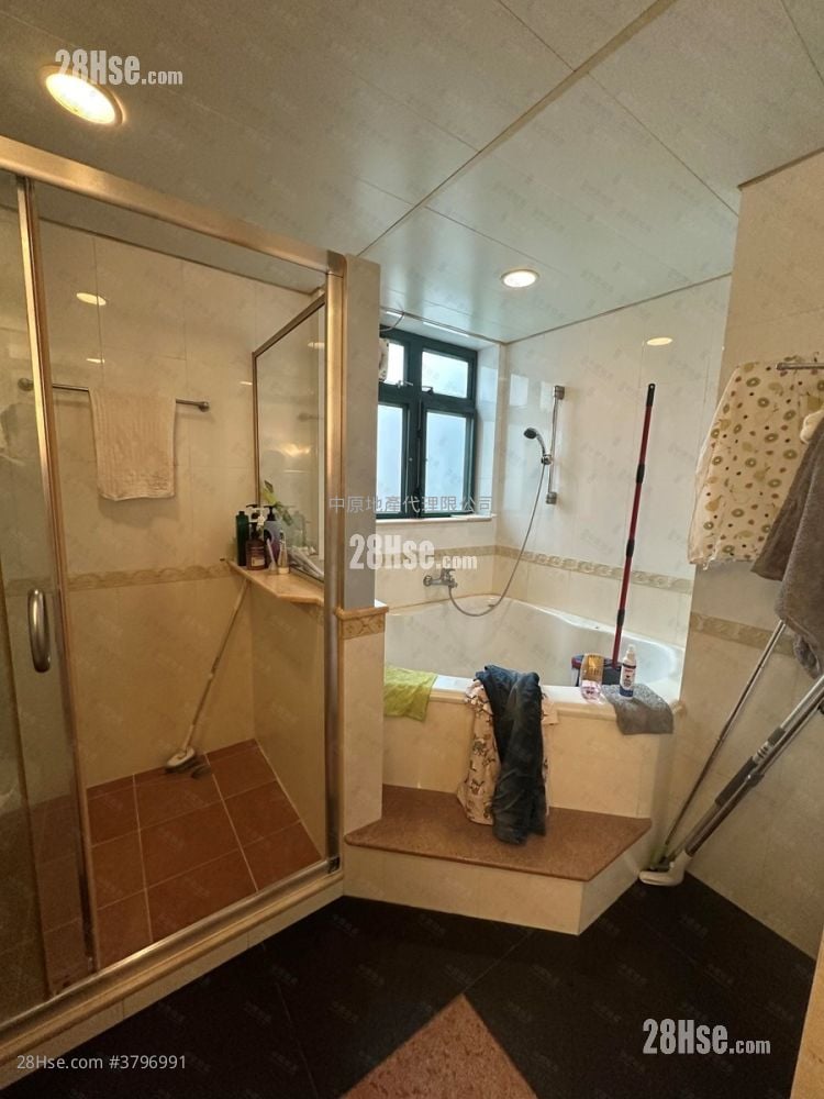 朗逸豪园 售盘 5+ 房 2,112 平方尺