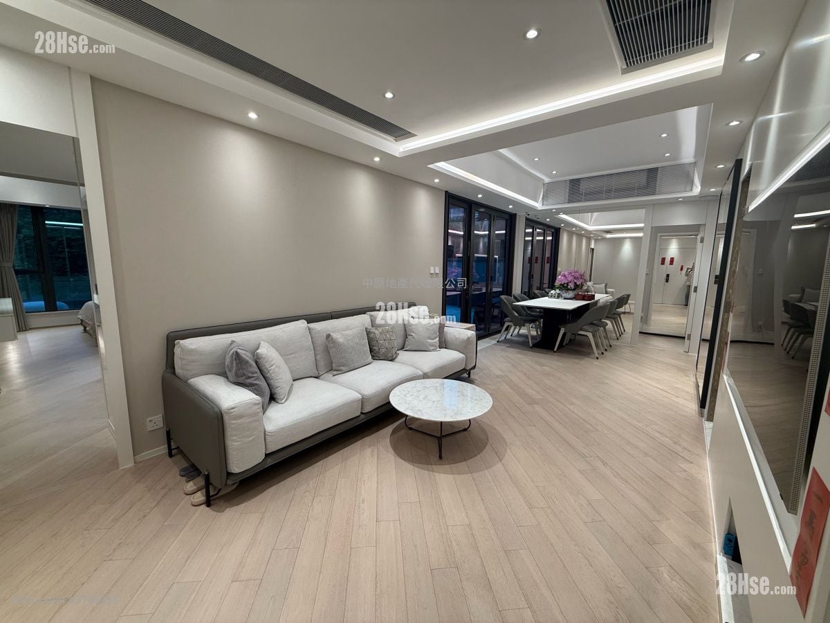 Wetland Seasons Bay Sell 5+ Bedrooms 1,158 ft²