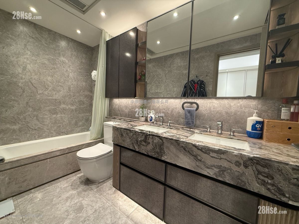 Wetland Seasons Bay Sell 5+ Bedrooms 1,158 ft²