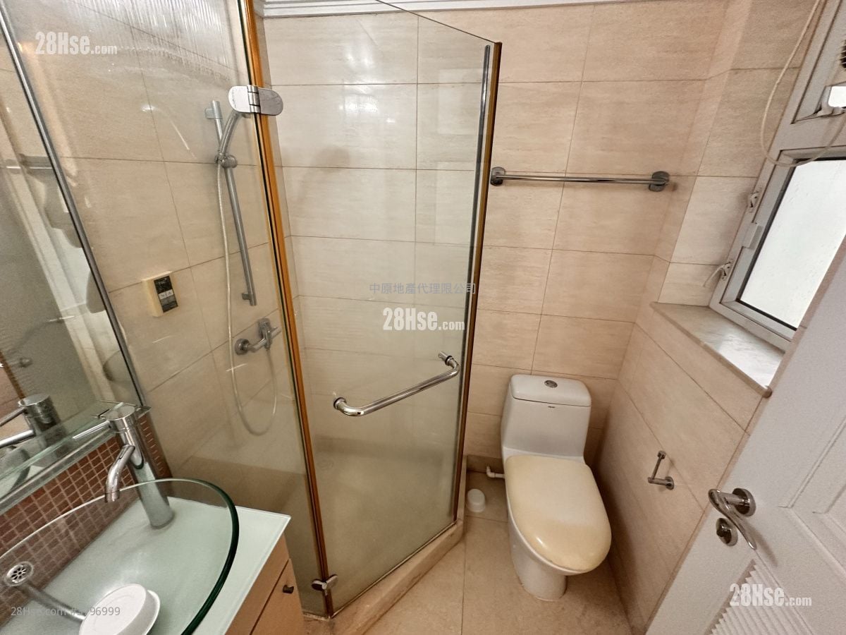 栢慧豪园 售盘 3 房 , 2 浴室 597 平方尺