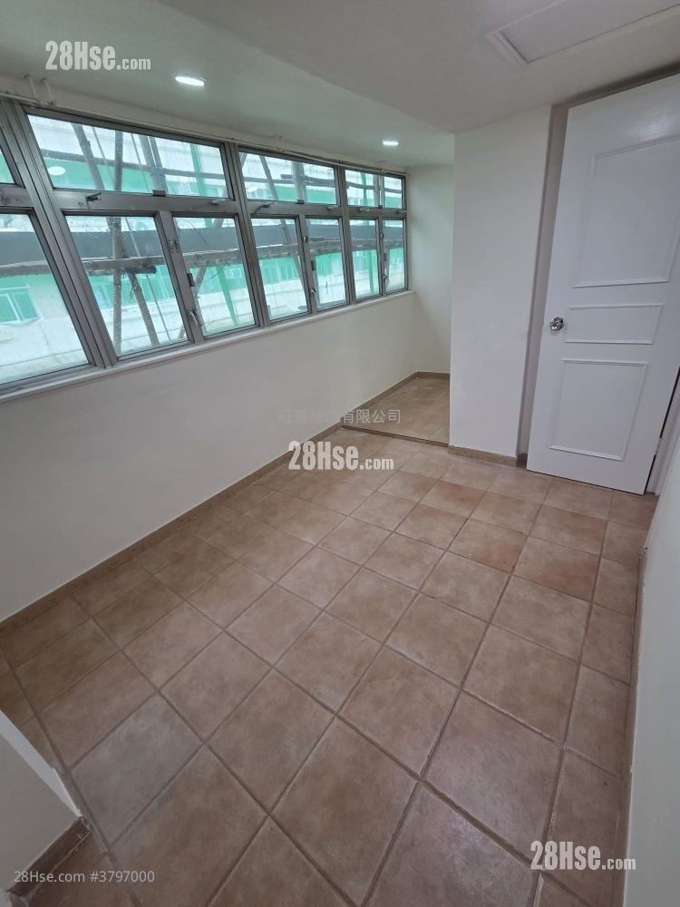 Tai Foo House Rental 1 Bedroom 324 ft²