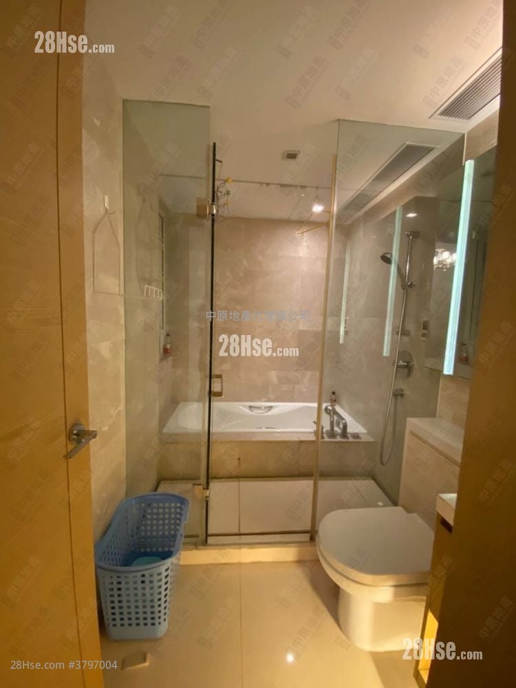 现崇山 售盘 4 房 975 平方尺