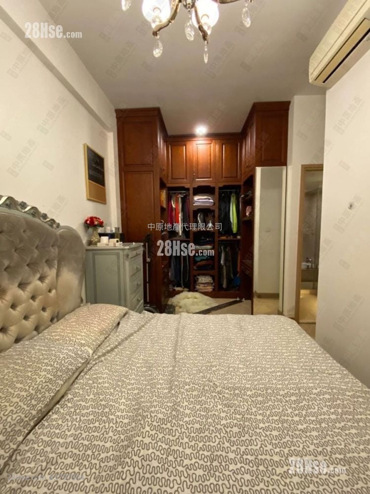 现崇山 售盘 4 房 975 平方尺