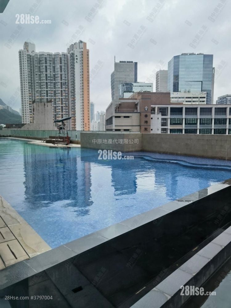 现崇山 售盘 4 房 975 平方尺