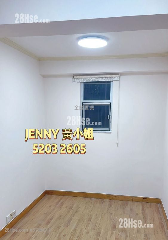 Kam Po Building Sell 2 Bedrooms , 1 Bathroom 328 ft²