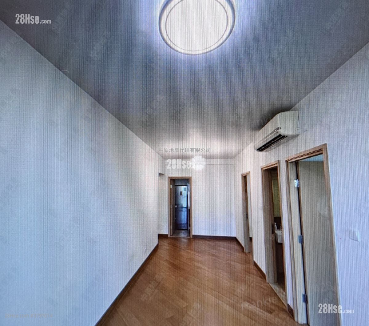 Parc City Rental 2 Bedrooms , 1 Bathroom 533 ft²