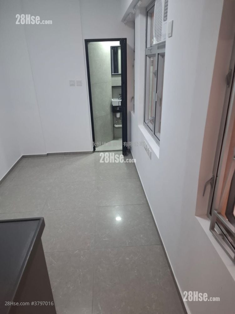 Apartment Rental 1 Bedroom , 1 Bathroom 140 ft²