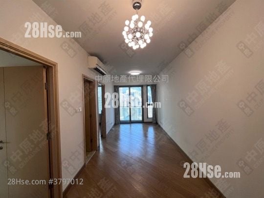 Parc City Rental 2 Bedrooms , 1 Bathroom 533 ft²