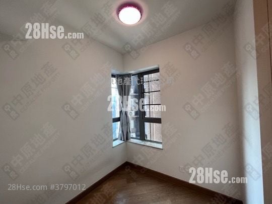 Parc City Rental 2 Bedrooms , 1 Bathroom 533 ft²