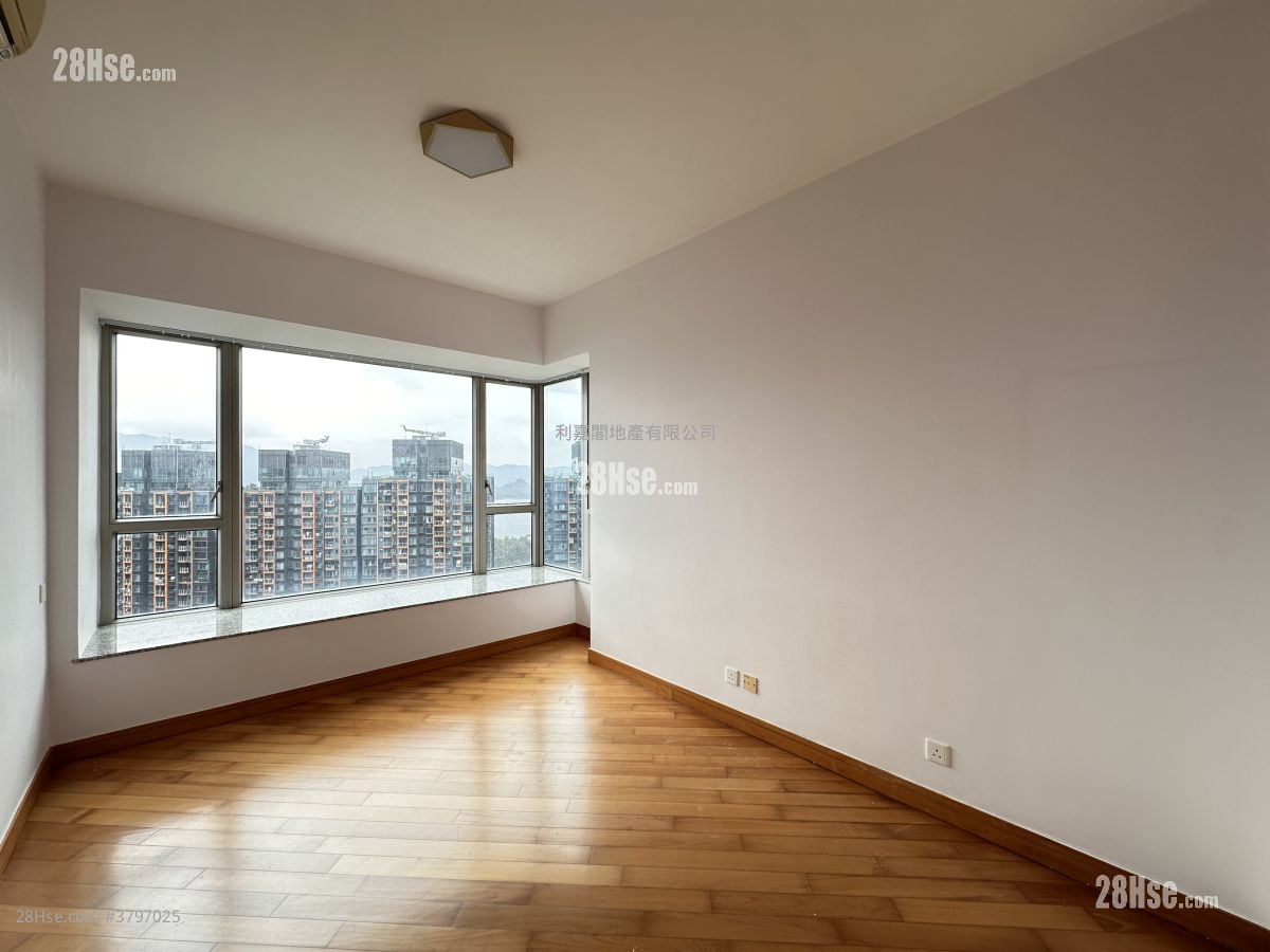 银湖天峰 售盘 3 房 1,051 平方尺