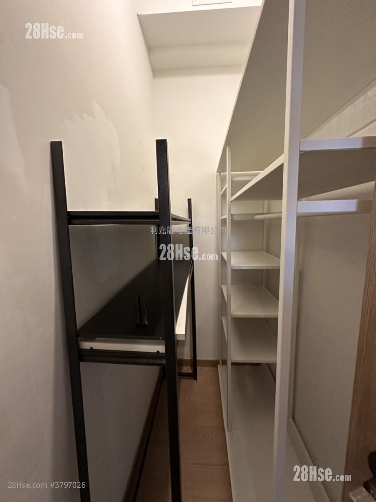 Centra Horizon Rental 1 Bedroom , 1 Bathroom 59 ft²