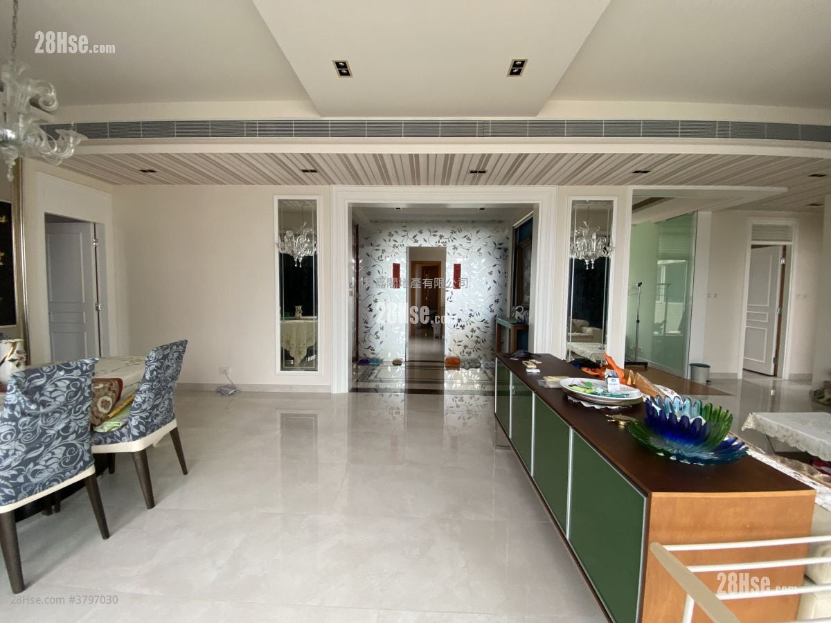 晋名峰 售盘 4 房 1,607 平方尺