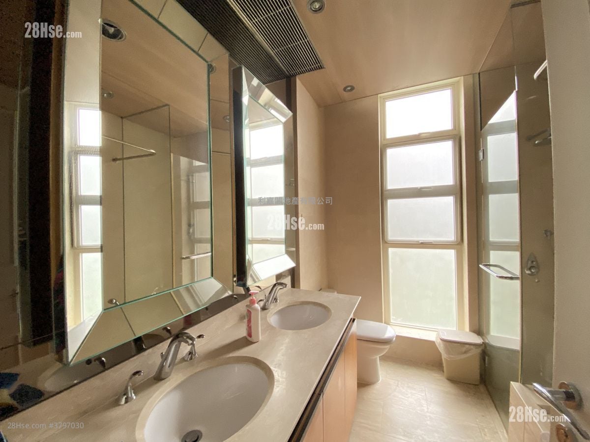 晋名峰 售盘 4 房 1,607 平方尺