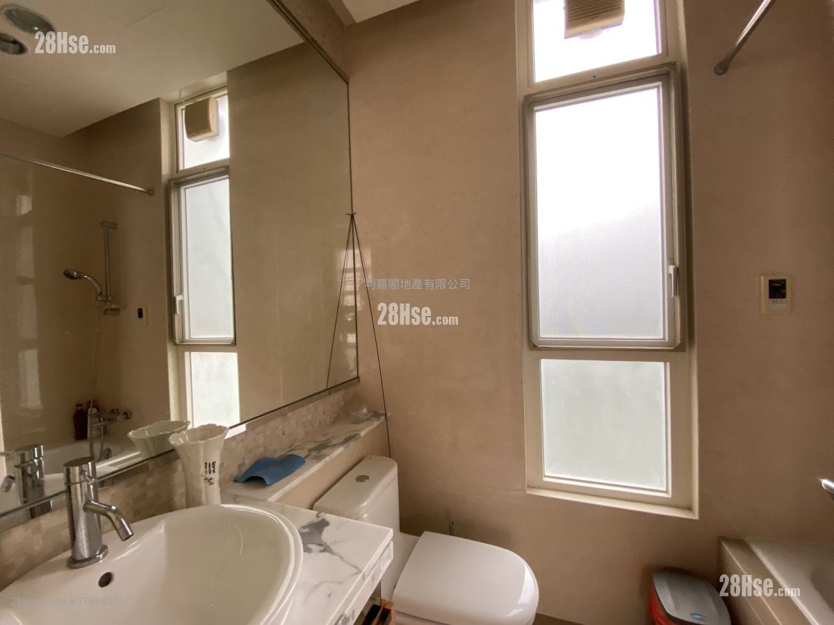 晋名峰 售盘 4 房 1,607 平方尺