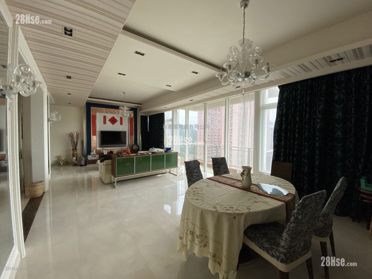 晋名峰 售盘 4 房 1,607 平方尺