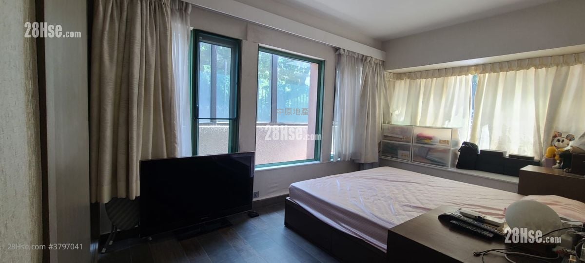 Peninsula Heights Sell 3 Bedrooms 1,101 ft²