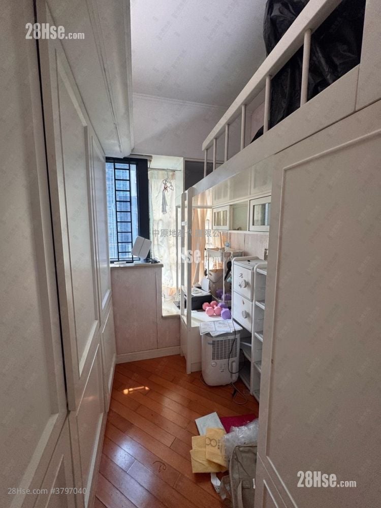 Chelsea Court Rental 469 ft²