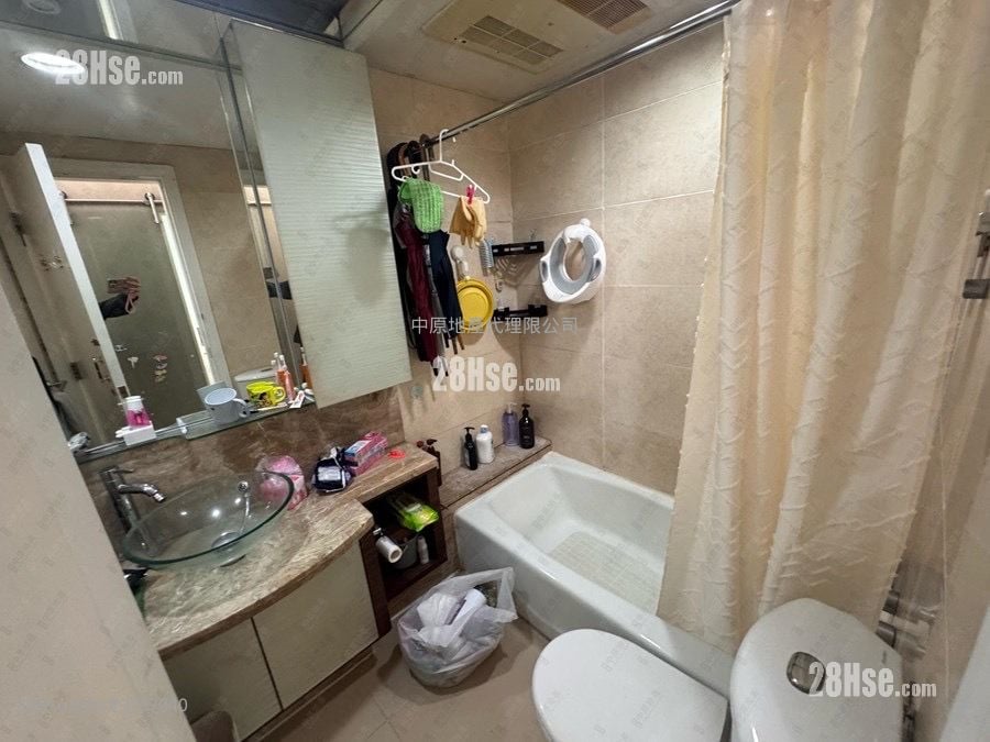 Chelsea Court Rental 469 ft²