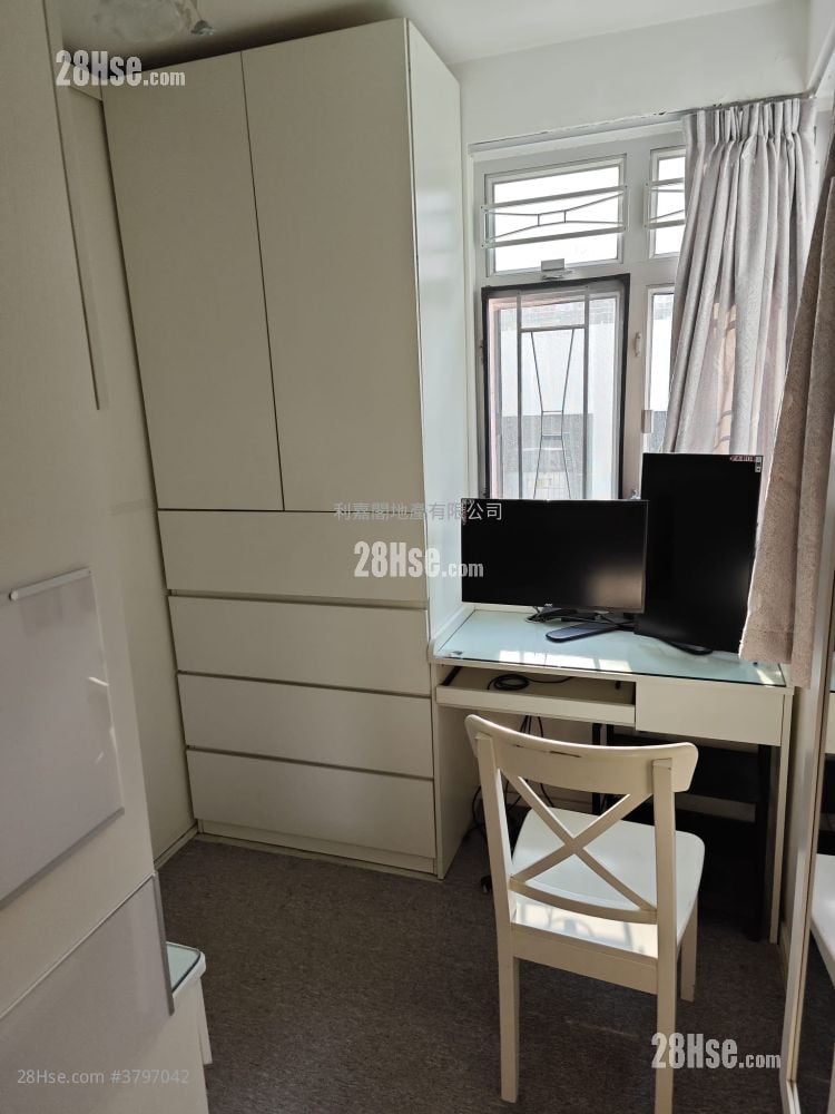 南丰新邨 售盘 2 房 , 1 浴室 391 平方尺