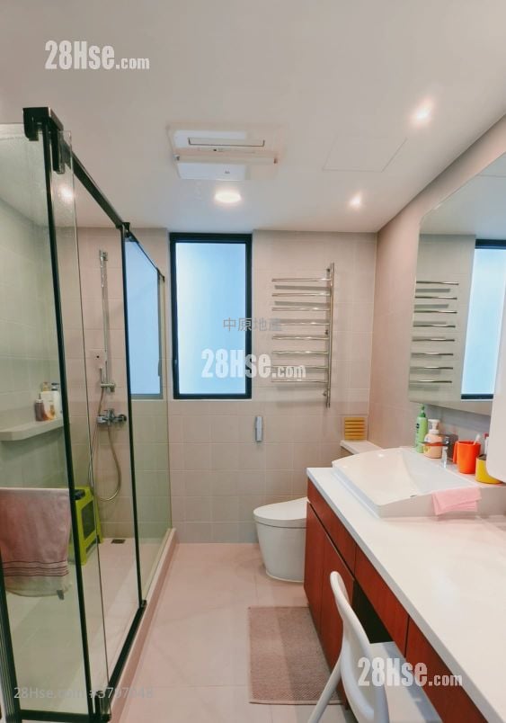 Dunbar Place Sell 3 Bedrooms , 3 Bathrooms 1,210 ft²