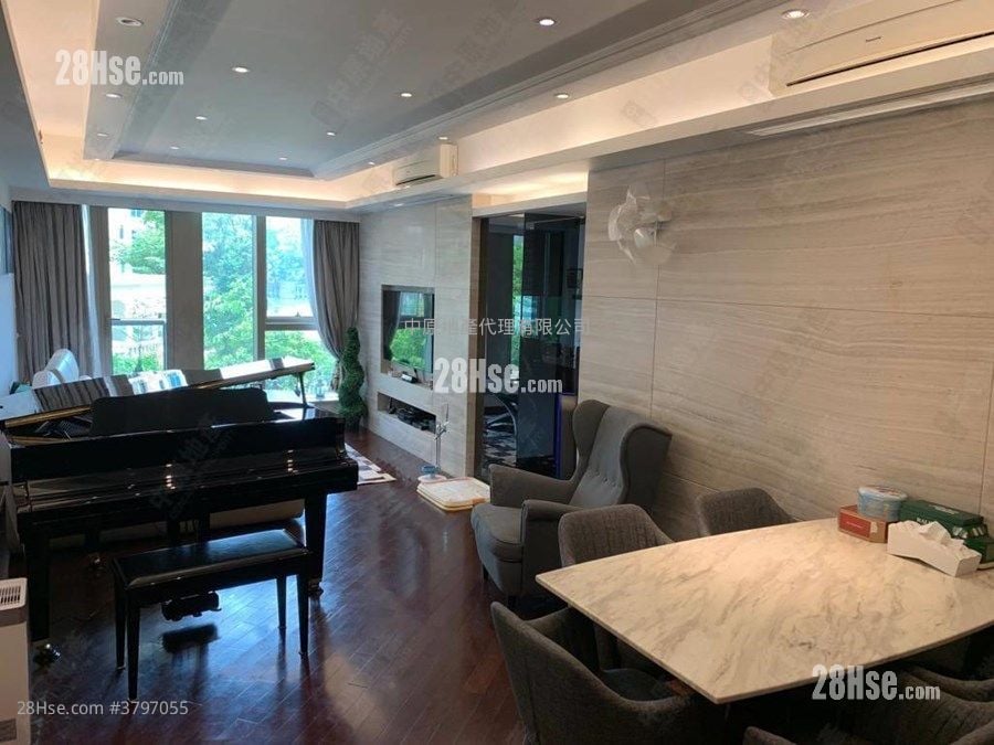 逸珑湾 售盘 4 房 1,159 平方尺