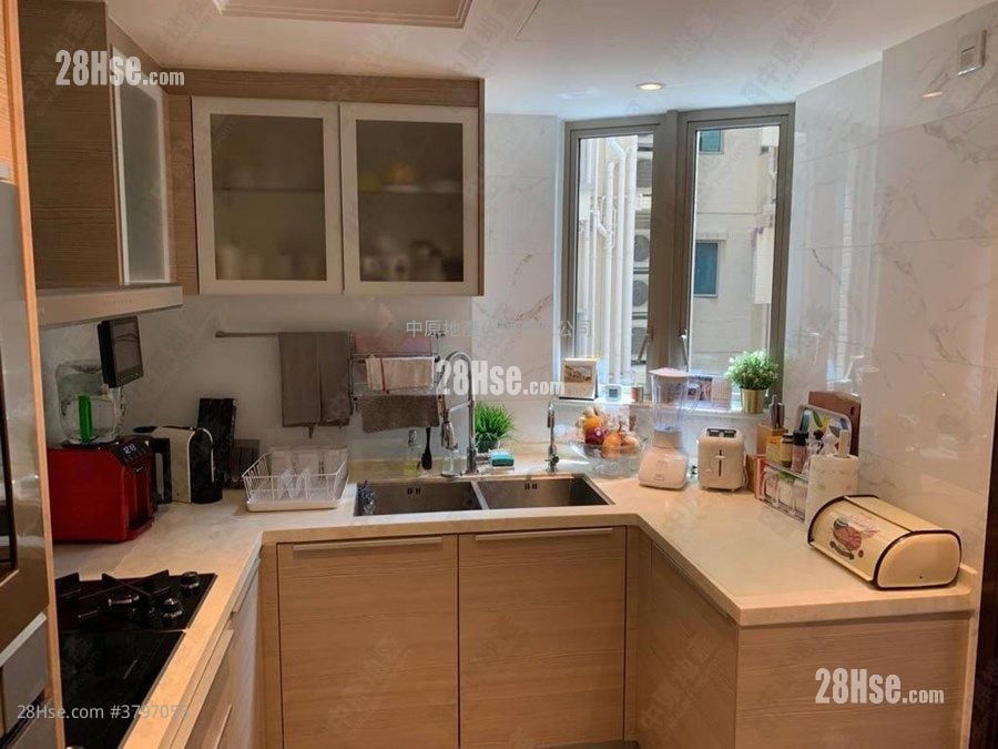 逸珑湾 售盘 4 房 1,159 平方尺