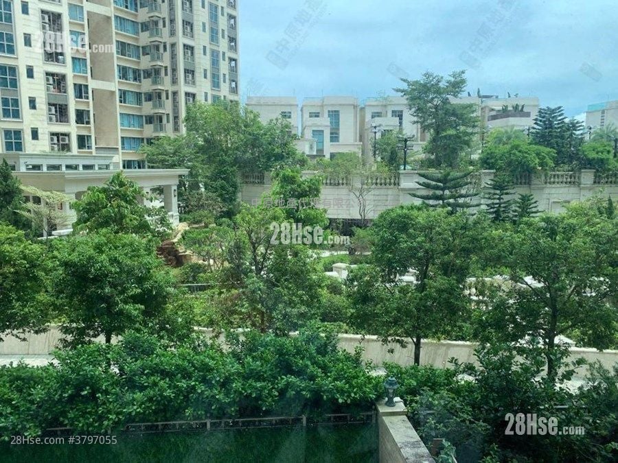 逸珑湾 售盘 4 房 1,159 平方尺