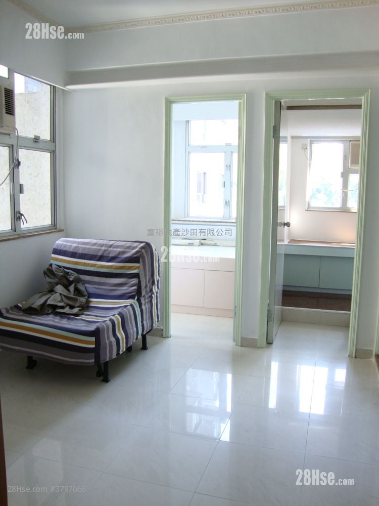 Golden Lion Garden Rental 2 Bedrooms , 1 Bathroom 260 ft²