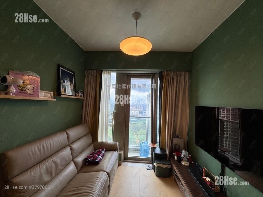 Marini Sell 2 Bedrooms 495 ft²