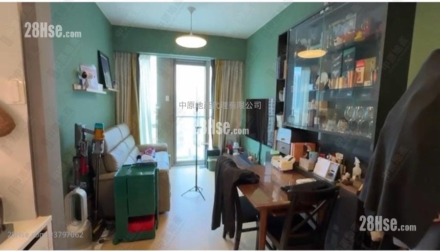 Marini Sell 2 Bedrooms 495 ft²