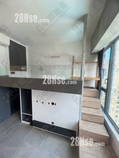 Aurora Rental 289 ft²