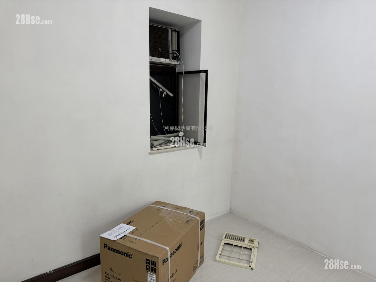 康泽花园 售盘 2 房 , 1 浴室 532 平方尺