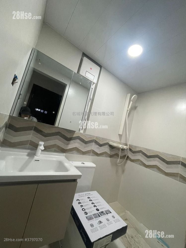 积健楼 租盘 205 平方尺