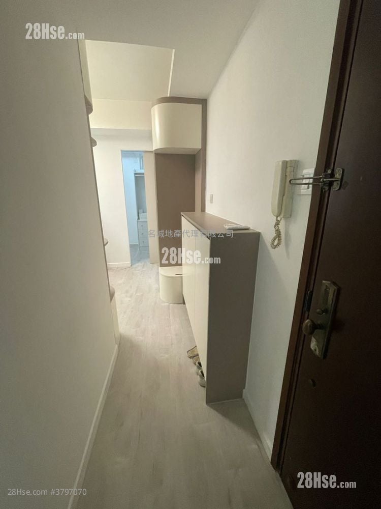 积健楼 租盘 205 平方尺