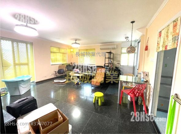 Tai Po Village House Sell 2 Bedrooms , 1 Bathroom