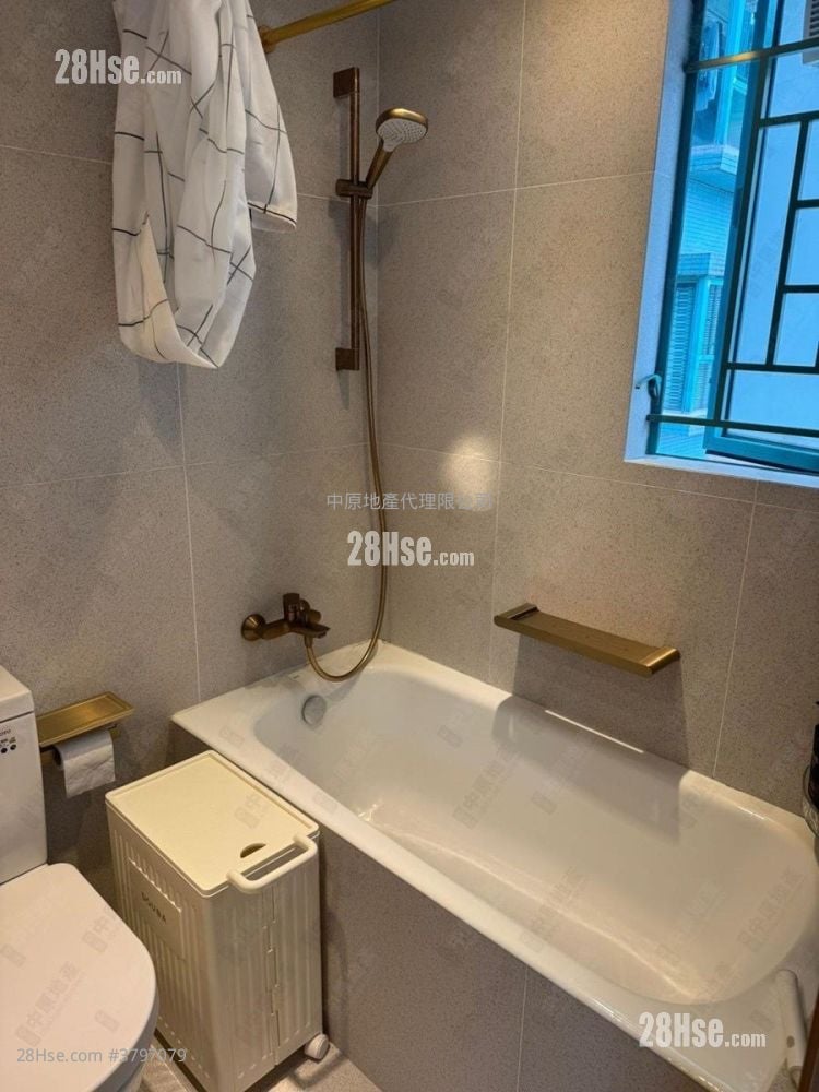 翠拥华庭 租盘 3 房 , 2 浴室 844 平方尺