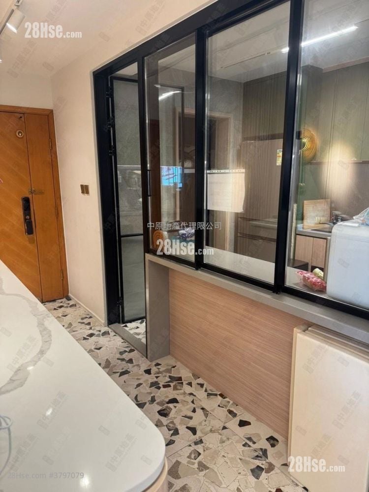 翠拥华庭 租盘 3 房 , 2 浴室 844 平方尺