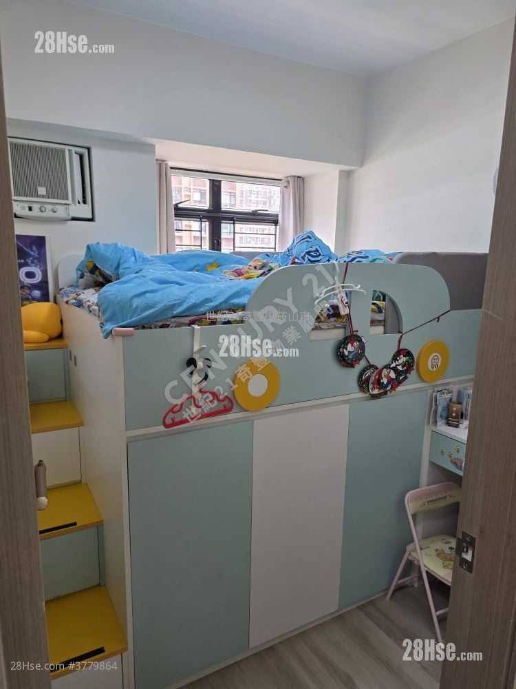 新港城 售盘 3 房 , 2 浴室 519 平方尺