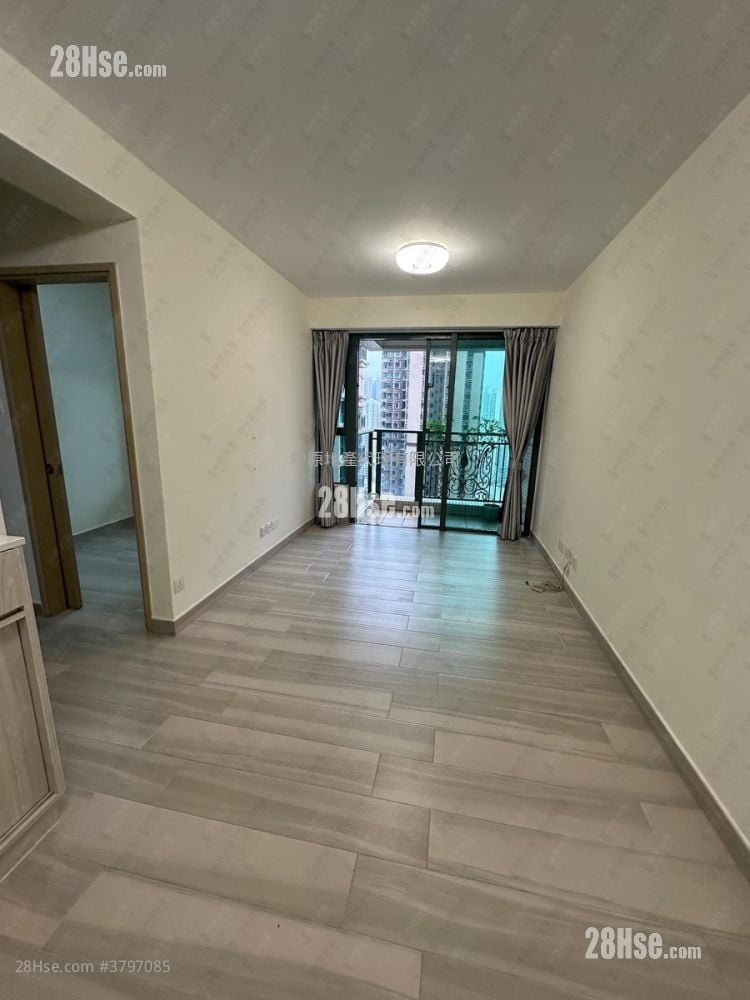 Residence Oasis Sell 2 Bedrooms , 1 Bathroom 509 ft²