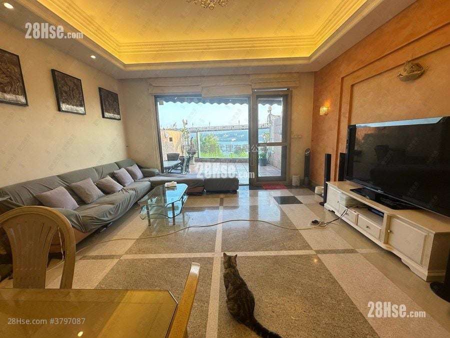 Tycoon Place Sell 3 Bedrooms 2,447 ft²